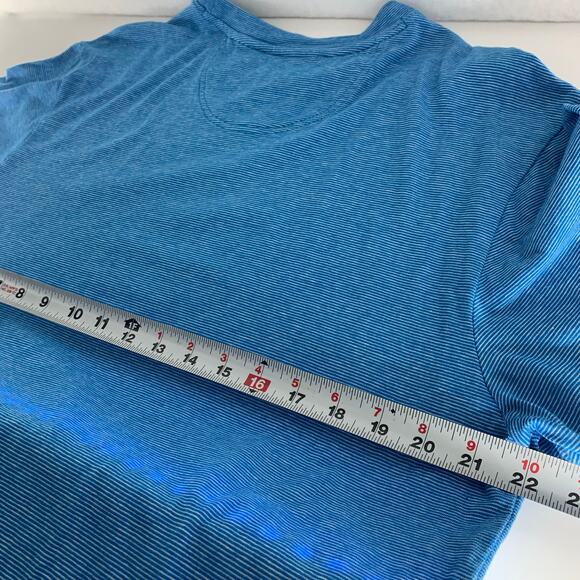 Tommy Bahama Blue White Stripe Short Sleeve T-Shirt Size M - Picture 4 of 16